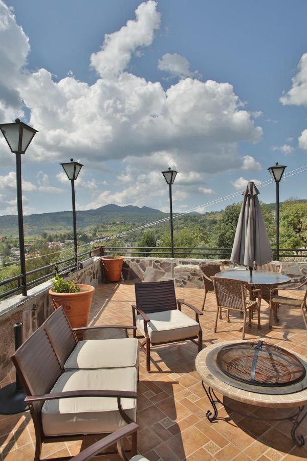 Hotel Villa Cassis Tapalpa Bagian luar foto
