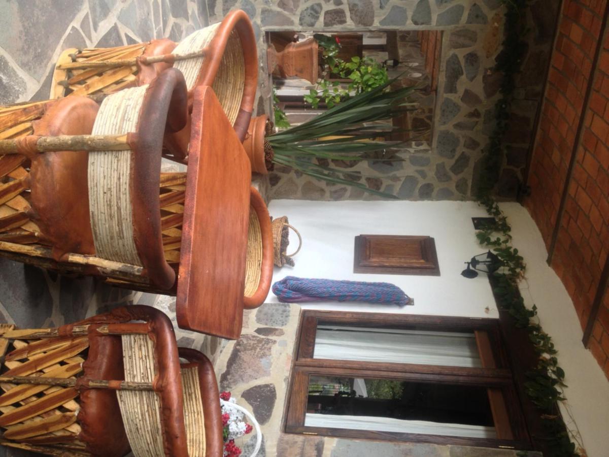 Hotel Villa Cassis Tapalpa Bagian luar foto
