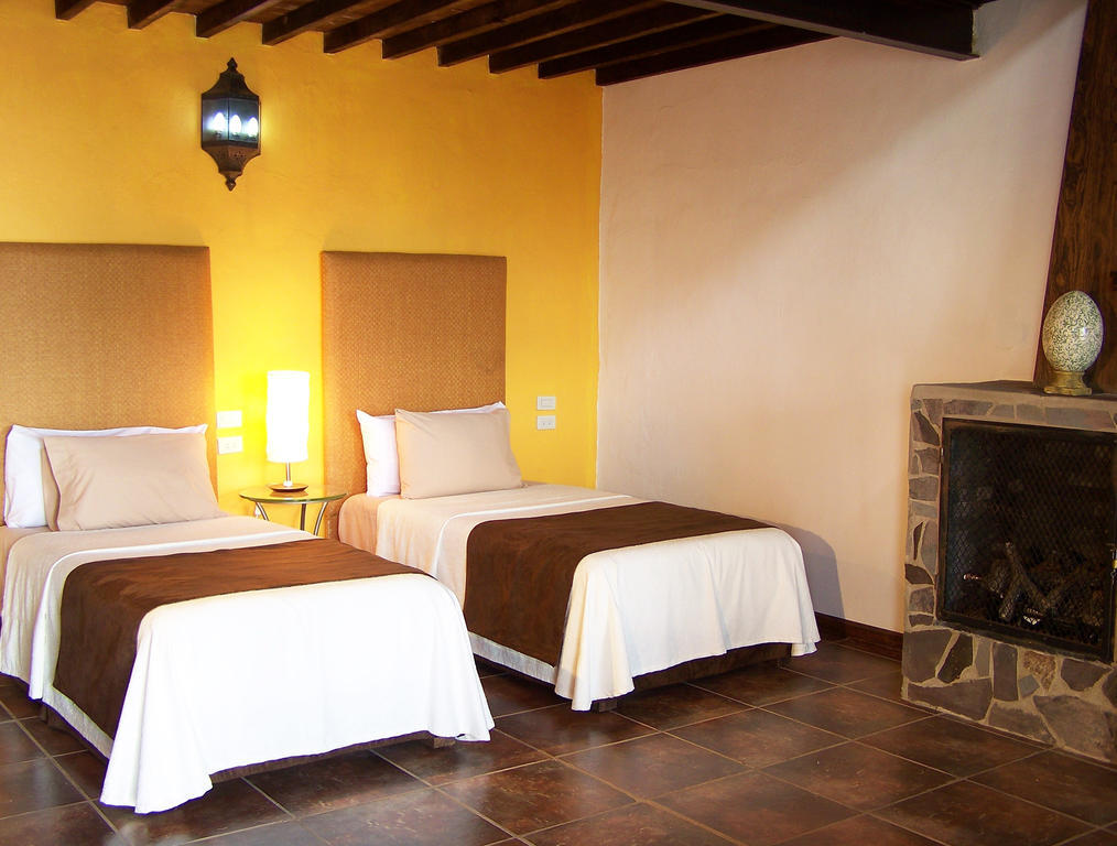 Hotel Villa Cassis Tapalpa Ruang foto