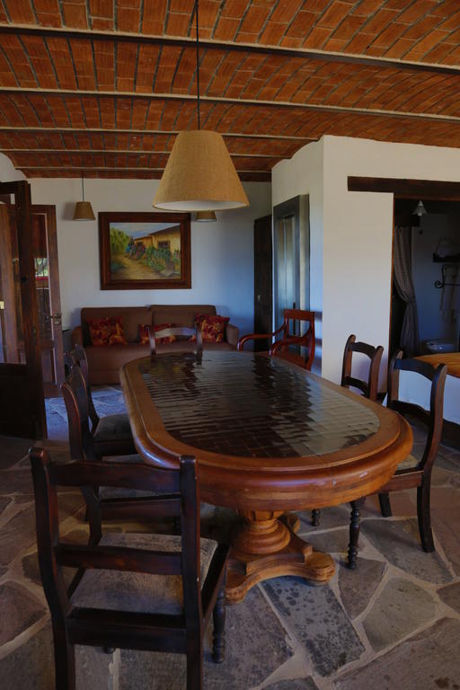 Hotel Villa Cassis Tapalpa Ruang foto